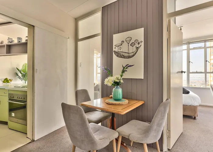 Table Mountain Retreat, Hike, Sea And City Views