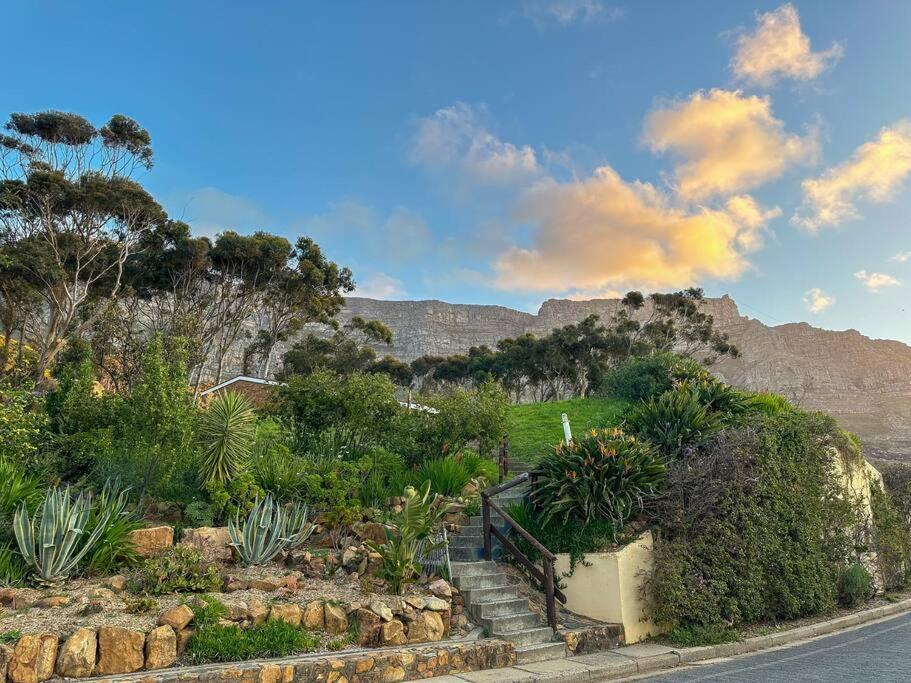 Table Mountain Retreat, Hike, Sea And Views Cape Town